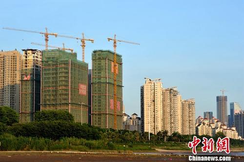 資料圖：正在建設中的房地產(chǎn)樓盤。<a target='_blank' href='http://www.chinanews.com/'>中新社</a>記者 張斌 攝