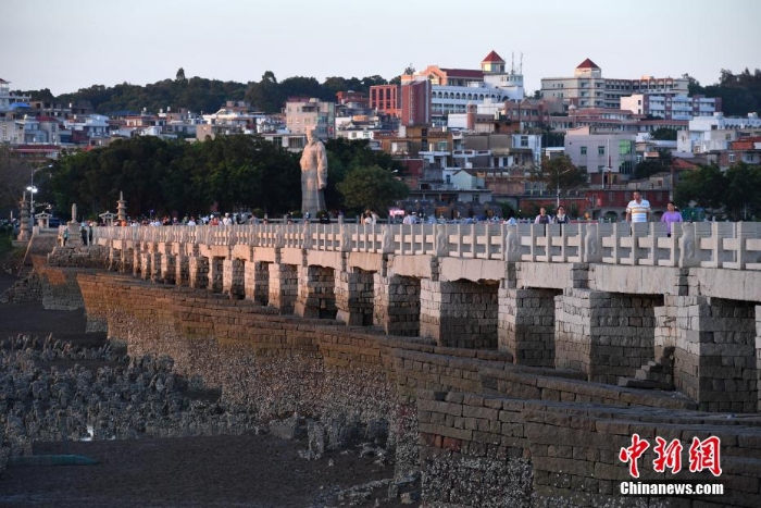 “泉州：宋元中國的世界海洋商貿(mào)中心”成功列入《世界遺產(chǎn)名錄》