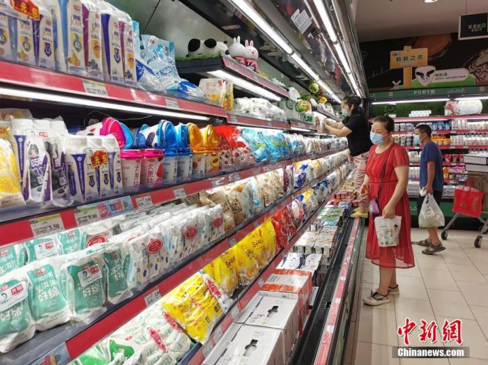 資料圖：疫情期間鄭州物資充足。 <a target='_blank' href='http://www.chinanews.com/'>中新社</a>記者 韓章云 攝 　