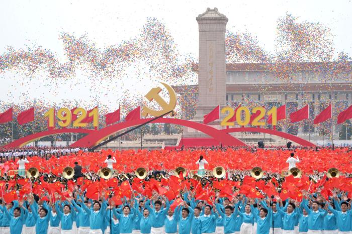 2021年7月1日上午，慶祝中國共產(chǎn)黨成立100周年大會在北京天安門廣場隆重舉行。這是慶祝大會現(xiàn)場放飛氣球。新華社記者 陳曄華 攝