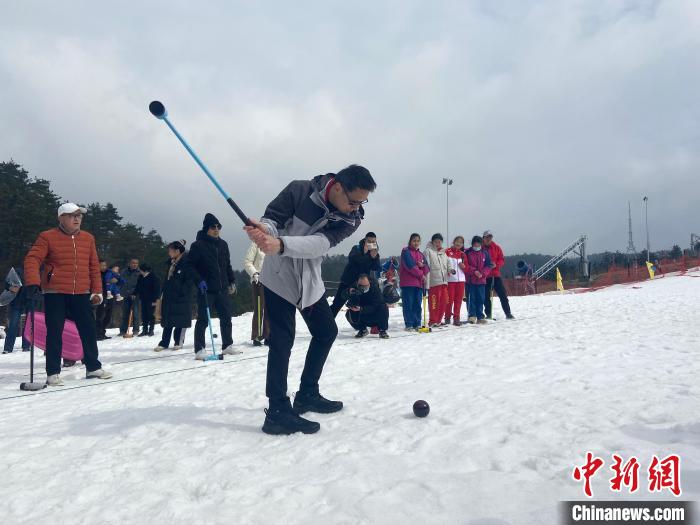 臺灣父子接力木球運動：打開兩岸民間交流的一扇窗