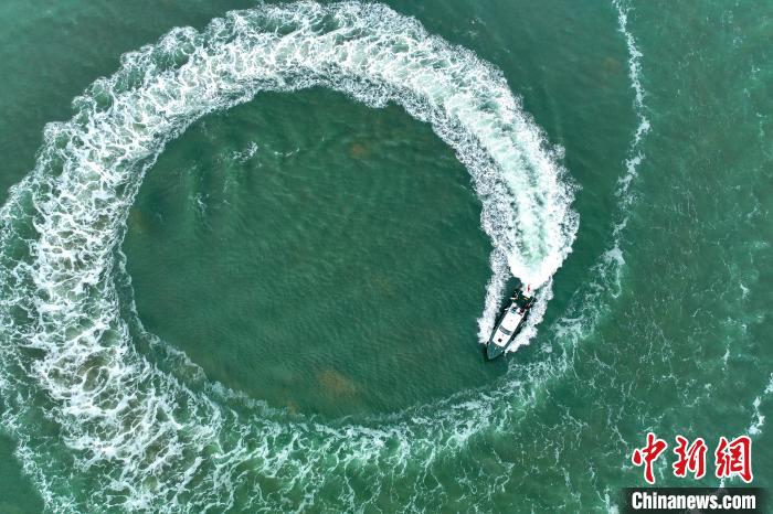 福建海警：春季海上“大練兵”