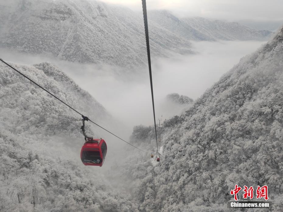 陜西漢中：龍頭山冬日雪景宛若童話