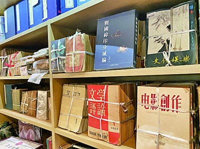 春日，攜一卷泛黃的書回家——古舊書市煥發(fā)新機