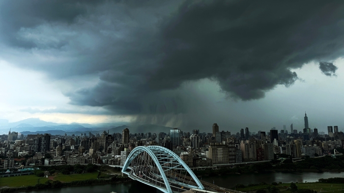 臺(tái)北天氣臺(tái)灣天氣氣象烏云雷雨下雨